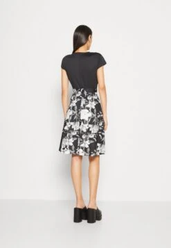 Anna Field Jerseykleid - Black/grey/white -Günstiges Mode Verkaufsgeschäft 0fa9db8c642e42578482b4aea3526a00