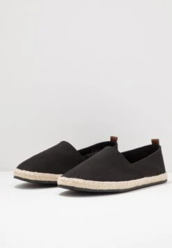Pier One RENA ESPADRILLE UNISEX - Espadrille - Black -Günstiges Mode Verkaufsgeschäft 1ea4f3d1f80940c7bbbe0c0947ca4c31