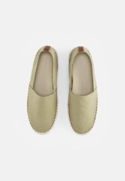 Pier One RENA ESPADRILLE UNISEX - Espadrille - Olive -Günstiges Mode Verkaufsgeschäft 37f61750ec004994b62ae6ddcfad1a43
