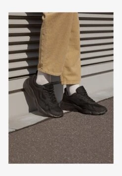 YOURTURN UNISEX - Sneaker Low - Black -Günstiges Mode Verkaufsgeschäft 3c4212c7515d4c01b4e62b5cb3b1bfbb