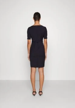 Boss DALEAH - Etuikleid - Dark Blue -Günstiges Mode Verkaufsgeschäft 636a80491a5a41a1b4d24a0d73fe6afa