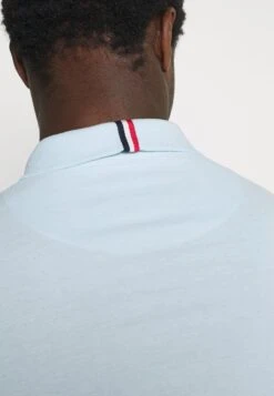 Pier One TRICOLORE TRIM POLO - Poloshirt - Light Blue -Günstiges Mode Verkaufsgeschäft 77000455c63a4cc1bb84bb420abd4795