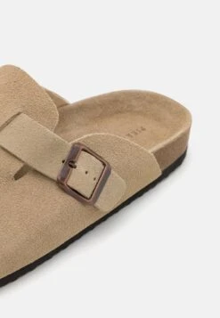 Pier One LEATHER UNISEX - Clogs - Beige -Günstiges Mode Verkaufsgeschäft 9441d91098484a458d337de47de41e02