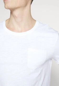 Pier One T-Shirt Basic - White 10 Pier One T-Shirt Basic - White -Günstiges Mode Verkaufsgeschäft a63524296eb7468f8bac4e01312591ed