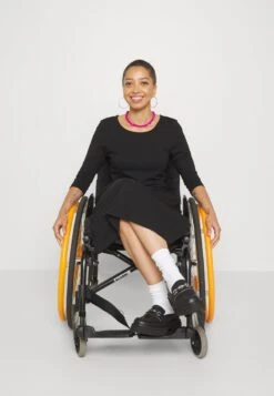 Anna Field Jerseykleid - Black 11 Anna Field Jerseykleid - Black -Günstiges Mode Verkaufsgeschäft c3a2b16cccec4495abd0a14f5d7df19d