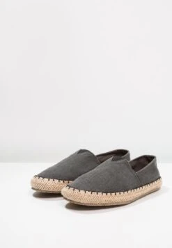 Pier One Espadrille - Grey -Günstiges Mode Verkaufsgeschäft d3f6d93cf6a84c038fa1e85511b70aa4