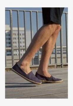 Pier One RENA ESPADRILLE UNISEX - Espadrille - Dark Blue -Günstiges Mode Verkaufsgeschäft ddd12ad1b1c0447b922653244352df1c