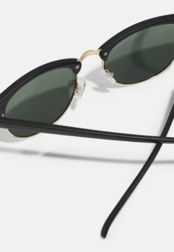 Pier One UNISEX - Sonnenbrille - Black/green -Günstiges Mode Verkaufsgeschäft e1f96fdeaeb540b5afa394ab48bca716