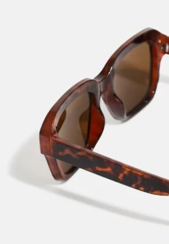 Pier One UNISEX - Sonnenbrille - Black -Günstiges Mode Verkaufsgeschäft faad10b8a5a2445f865f09b5d12427d1