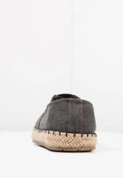 Pier One Espadrille - Grey -Günstiges Mode Verkaufsgeschäft fbd4b5b19a0a4cfea72dd150d1243833